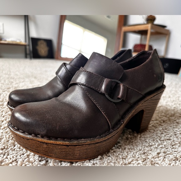 Born Clogs - Picture 8 of 8